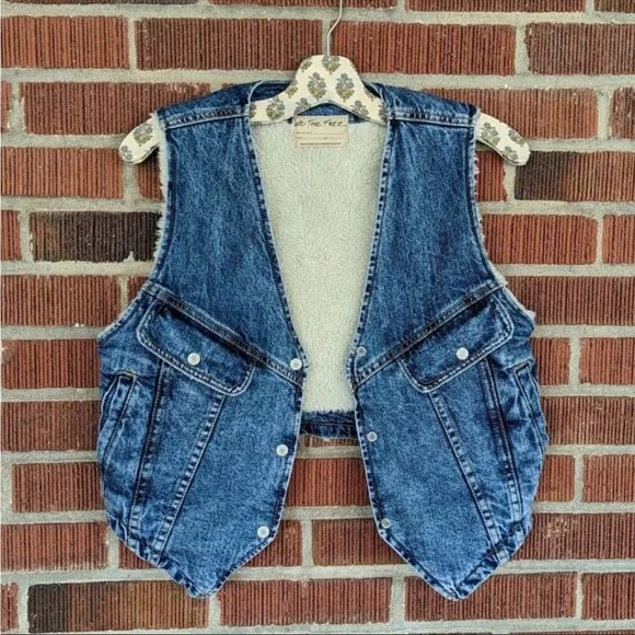 Free People We The Free! Florence Ranch Vest in Light Blue NWT! - Picture 10 of 10